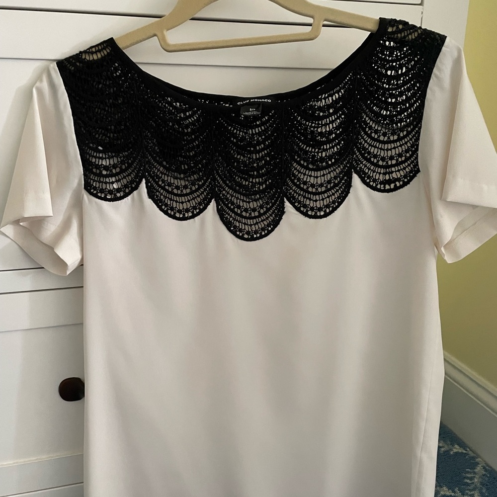 Club Monaco black lace scalloped collar